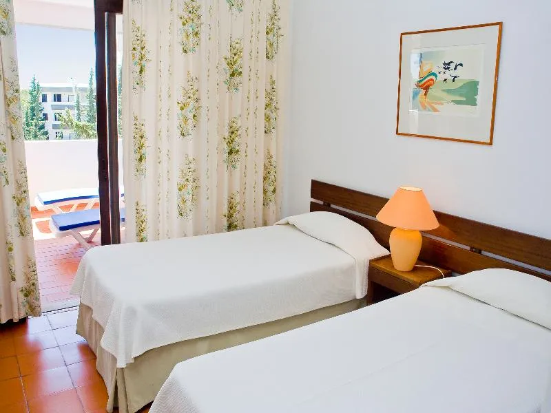 APARTMENT TWO BEDROOMS Room, Apartamentos da Balaia, Algarve