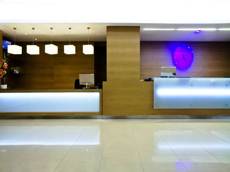Lobby, Samos, Majorca