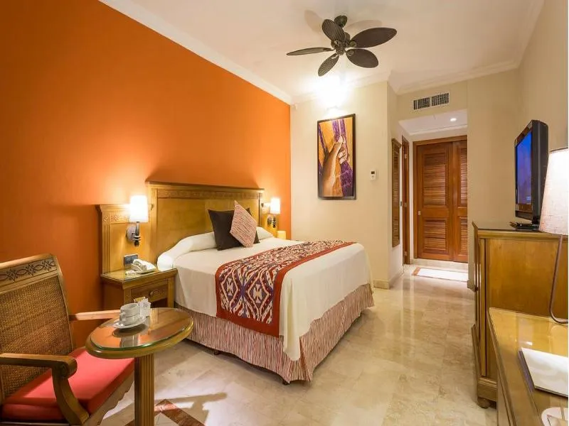 SUITE STANDARD Room, Grand Palladium Colonial Resort & Spa All Incl., Cancun Area