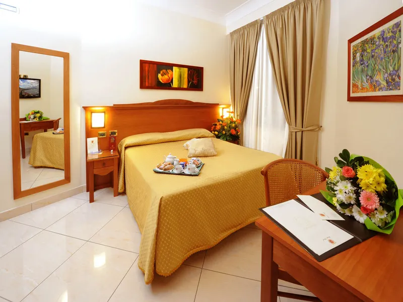 DOUBLE SINGLE USE STANDARD Room, Buono, Naples