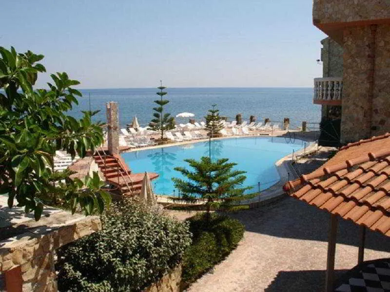 Pool, Hotel La Playa Blanca, Palermo