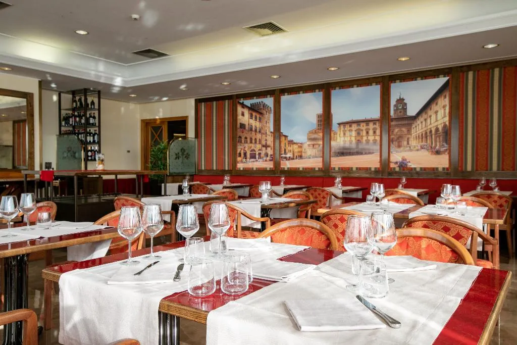 Restaurant, Etrusco Arezzo Hotel, Sure Hotel Collection by Bes, Florence