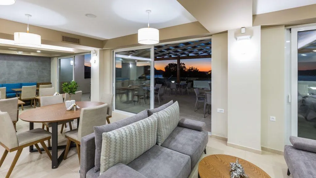 Bar, Sun And Sea Plus Resort Hotel, Crete