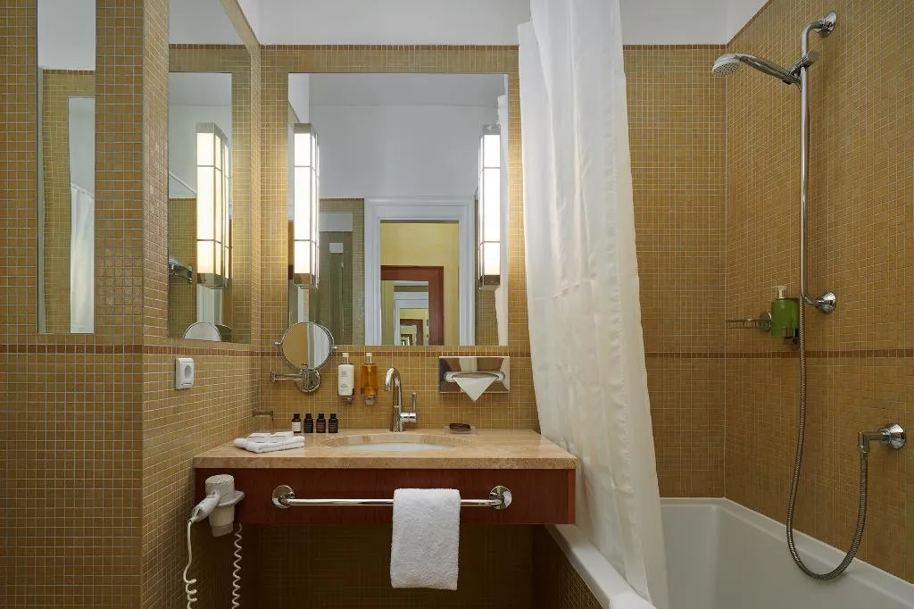 SINGLE STANDARD Room, Ventana Hotel Prague, Prague