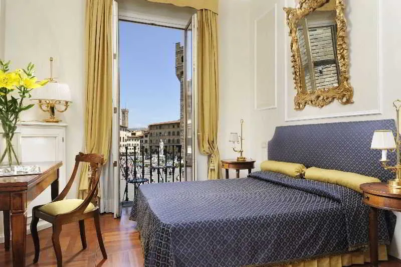 Room, Art and Luxury Apartment, Florence
