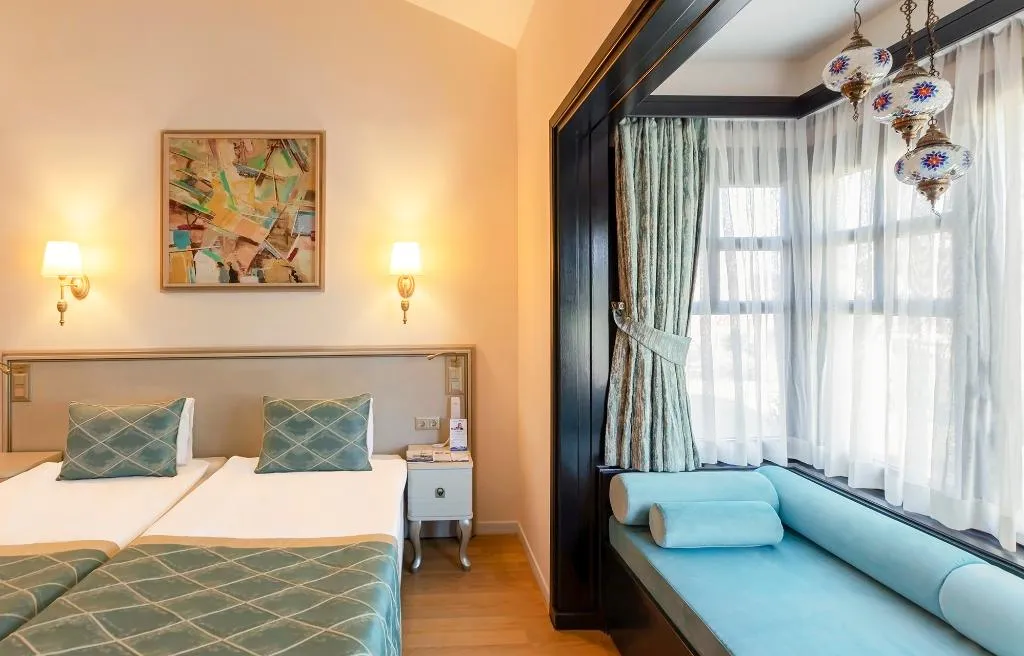 FAMILY ROOM WITH JACUZZI Room, Starlight Resort Hotel, Antalya