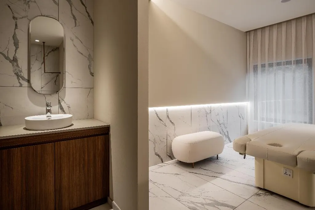Sports and Entertainment, Radisson Blu Hotel Florence, Florence