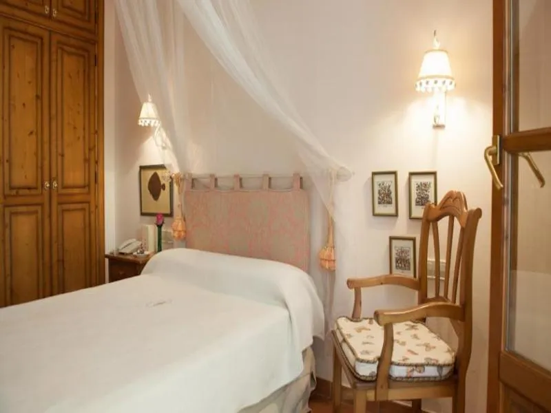 SINGLE STANDARD Room, Bahia, Majorca