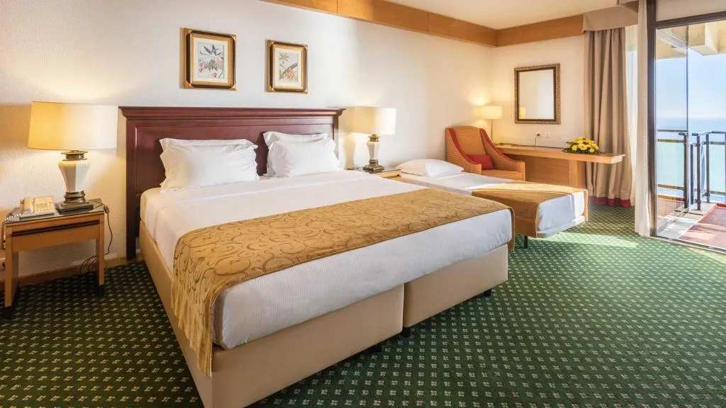 TRIPLE STANDARD Room, Estoril Eden, Lisbon