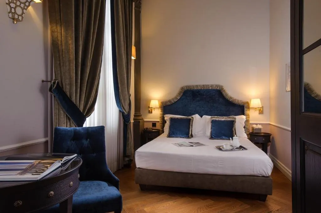 DOUBLE STANDARD Room, Palazzo Roselli Cecconi, Florence