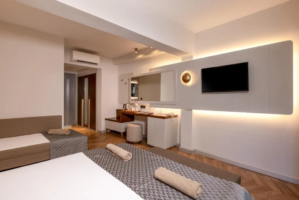 TRIPLE LAND VIEW Room, Crystal Flora Pearl Collection, Antalya