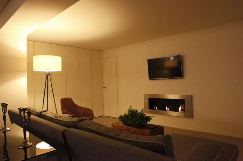 VILLA SUPERIOR Room, Casa Palmela - Small Luxury Hotels & Villas, Lisbon