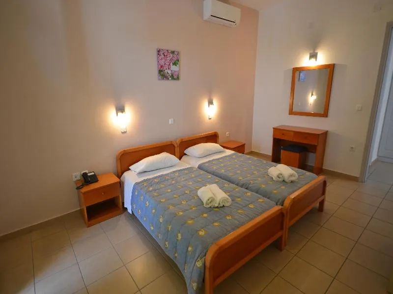 APARTMENT CAPACITY 5 ONE BEDROOM Room, Paradiso Aparthotel, Corfu