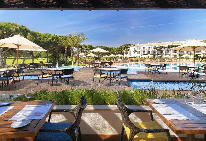 Restaurant, Pine Cliffs Hotel, a Luxury Collection Resort, Algarve