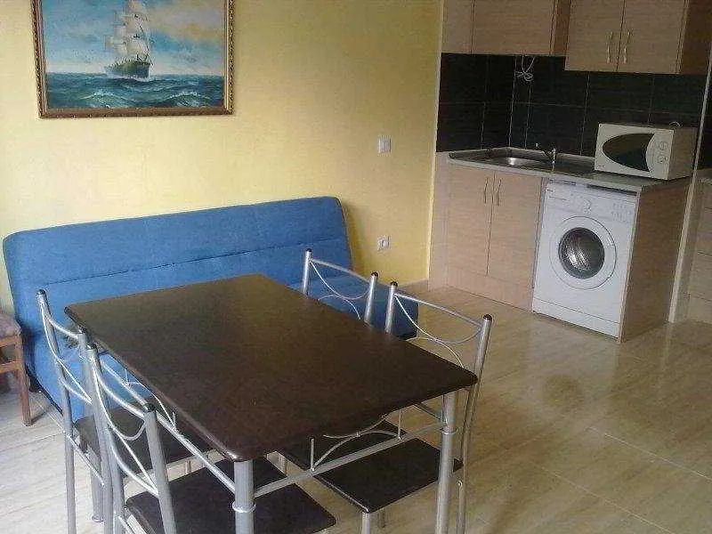 Room, Esli, Costa Brava