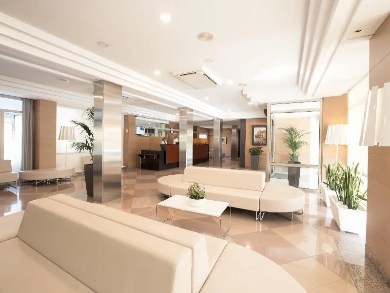 Lobby, Cosmopolitan, Majorca