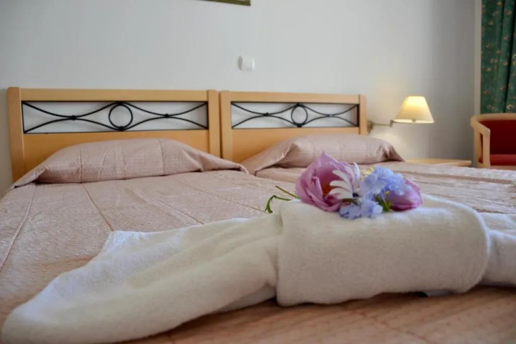 Double or Twin PROMO Room, Dassia Holiday Club, Corfu