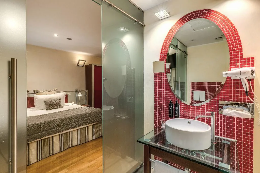 QUADRUPLE CLASSIC Room, La Griffe Hotel Roma, Rome