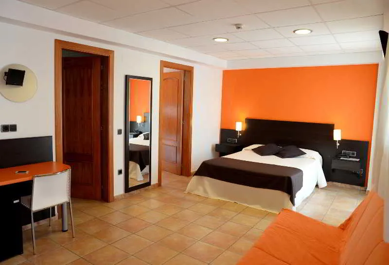 Room, Hotel Pinar Del Mar, Costa Brava