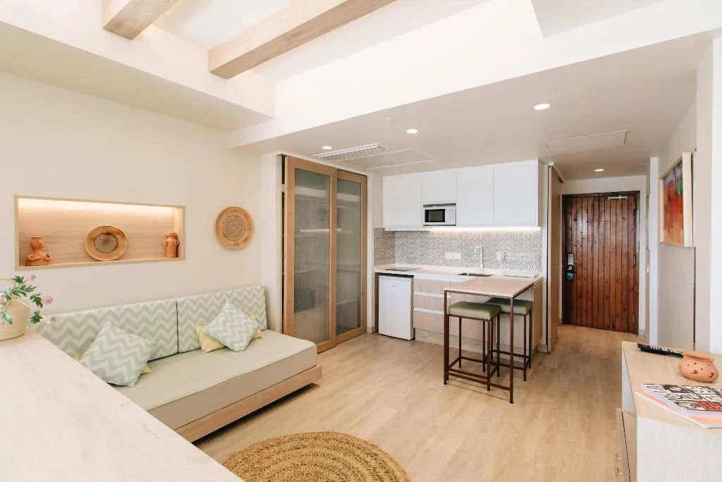 STUDIO PREMIUM SEA VIEW Room, The White Apartments by Ibiza Feeling, Ibiza