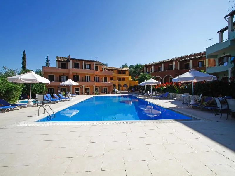 Pool, Bintzan Inn, Corfu