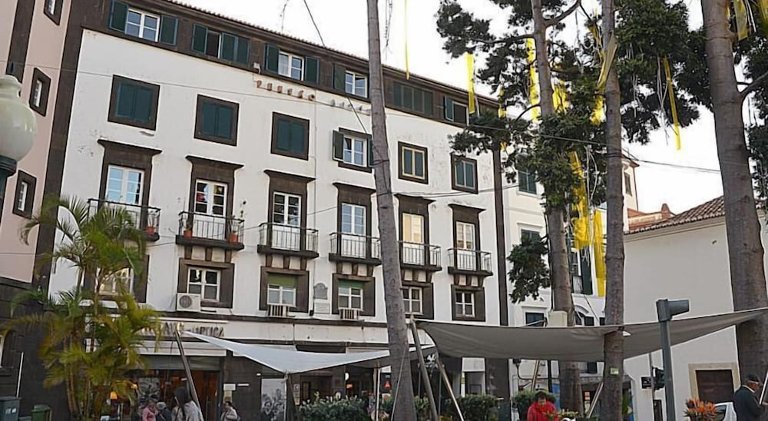 Pensão Astoria, Madeira