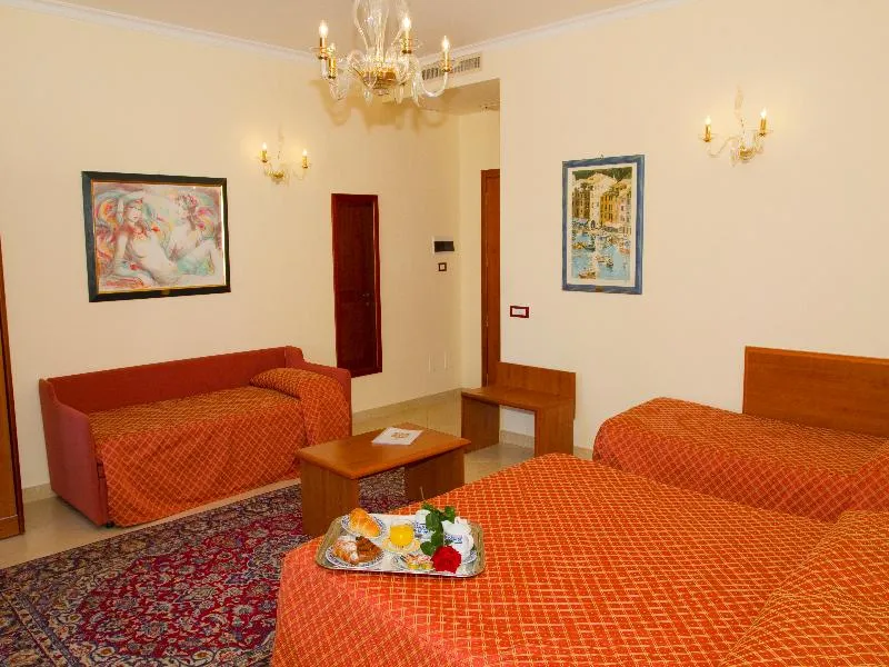 Room, Centrale, Palermo