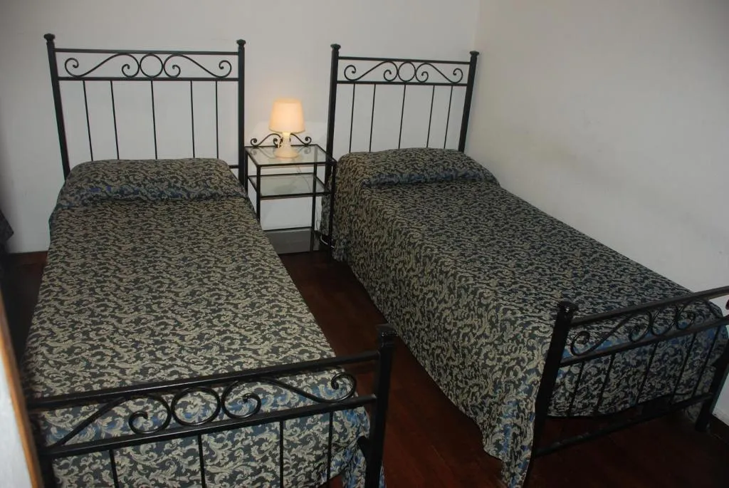 Double or Twin WITH SHARED BATHROOM Room, Funny Palace Hostel, Naples