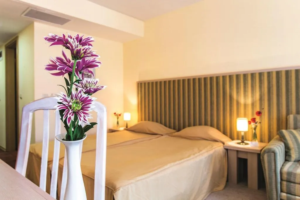 Room, Coral, Bourgas