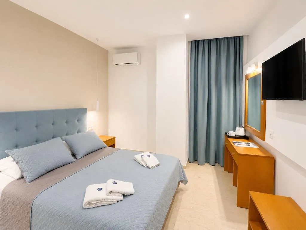 Double or Twin SUPERIOR ONE BEDROOM Room, Castro Hotel, Crete