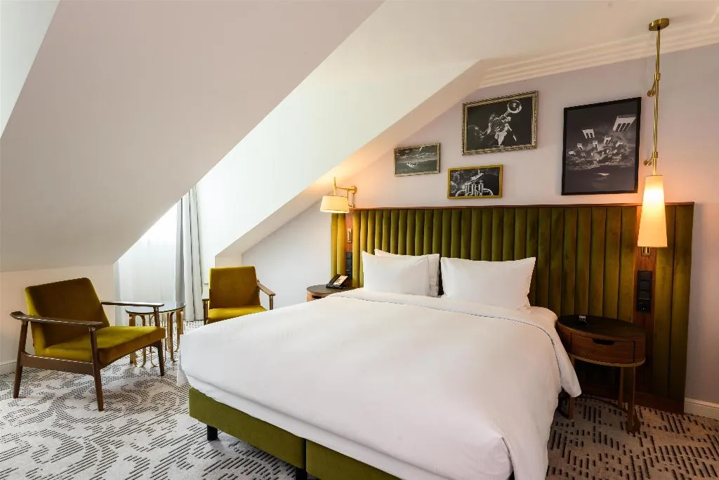 DOUBLE KING SIZE BED Room, Hotel Saski Krakow, Curio collection by Hilton, Krakow