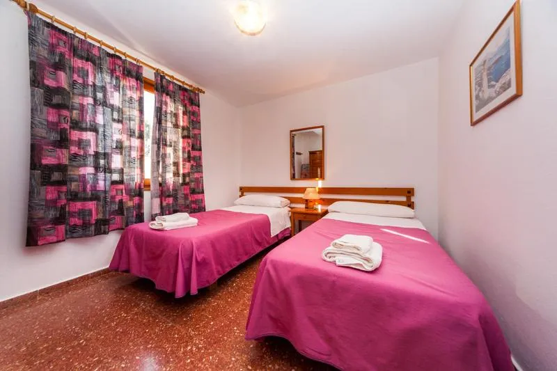 APARTMENT THREE BEDROOMS Room, Arenal Playa Menorca, Menorca