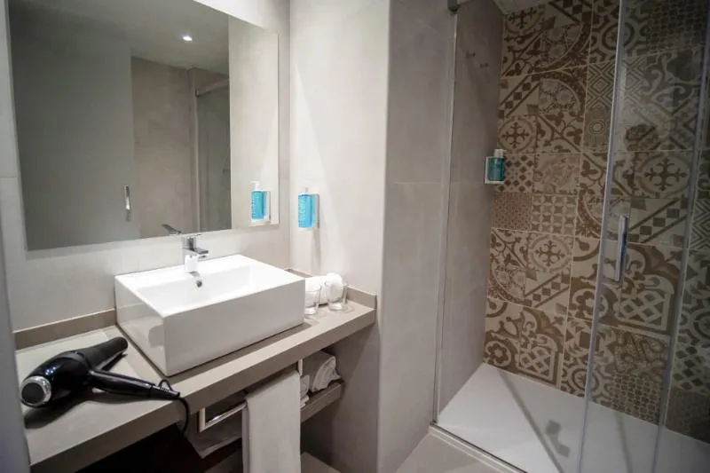 Double or Twin SUPERIOR Room, Don Juan Tossa, Costa Brava