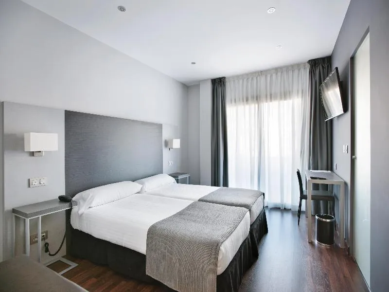 DOUBLE STANDARD Room, Uve Alcobendas, Madrid