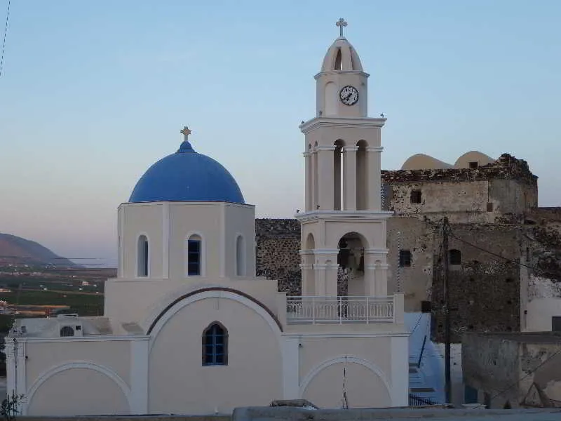 General view, Thira's Dolphin, Santorini