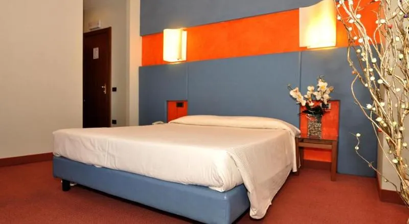 DOUBLE STANDARD Room, Executive, Rome