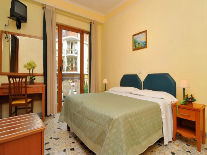 Room, Tourist, Naples