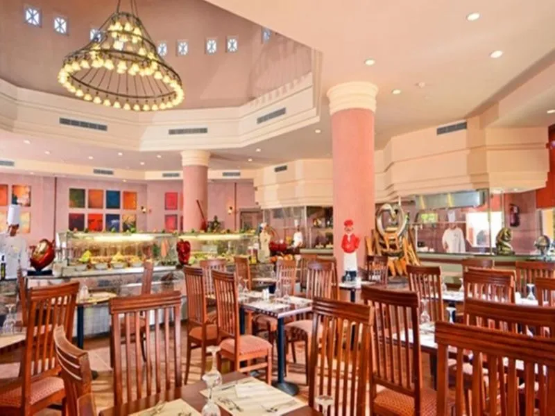Restaurant, Charmillion Gardens Aqua Park, Red Sea Riviera
