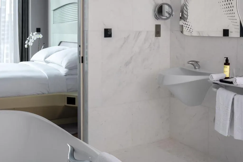 APARTMENT WITH VIEWS Room, Me Dubai Residences By Melia, Dubai