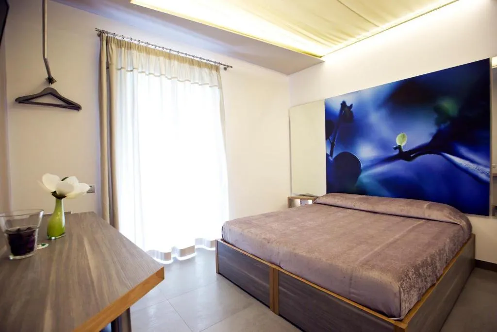 DOUBLE SUPERIOR Room, Hotel Tiro A Volo, Naples