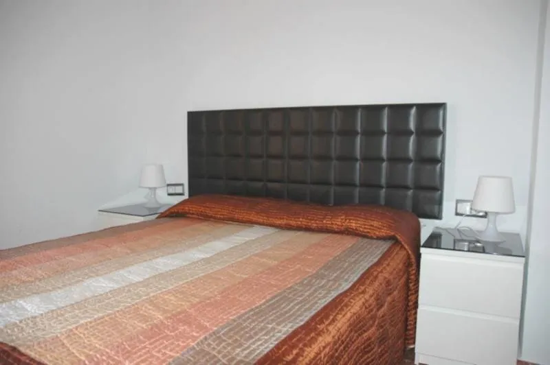 APARTMENT TWO BEDROOMS Room, Terrasol Pirámides-Puerto Blanco, Costa Del Sol