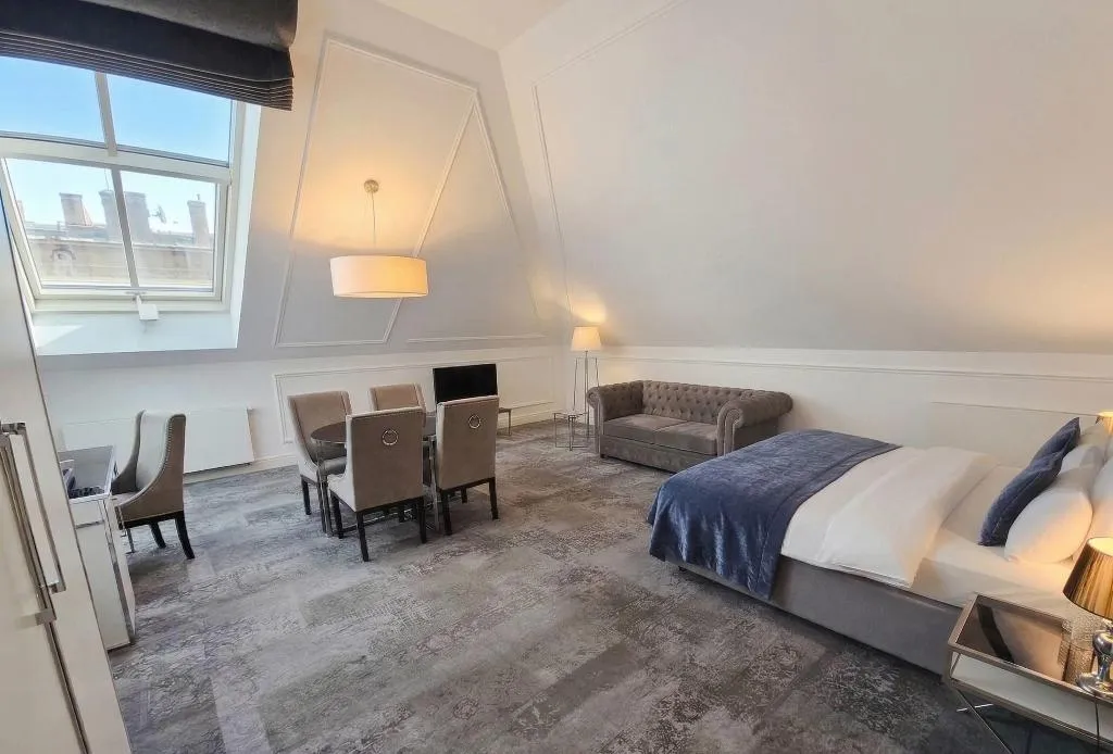 SUITE EXECUTIVE Room, Wyndham Grand Krakow Old Town, Krakow