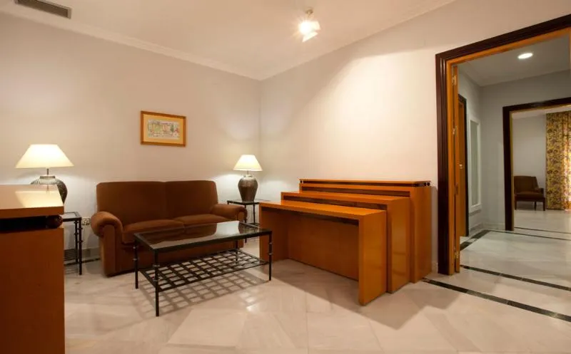 FAMILY ROOM CAPACITY 2 Room, Don Curro, Costa Del Sol