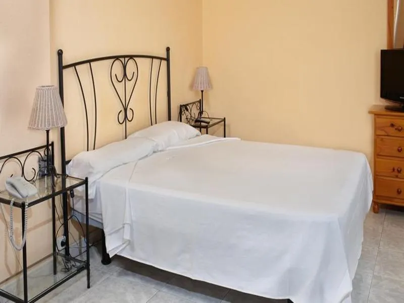 DOUBLE SINGLE USE STANDARD Room, Tanausu, Tenerife