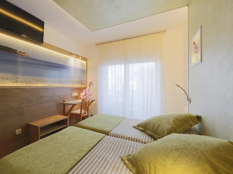 Double or Twin SUPERIOR WITH BALCONY Room, Lux Isla, Ibiza