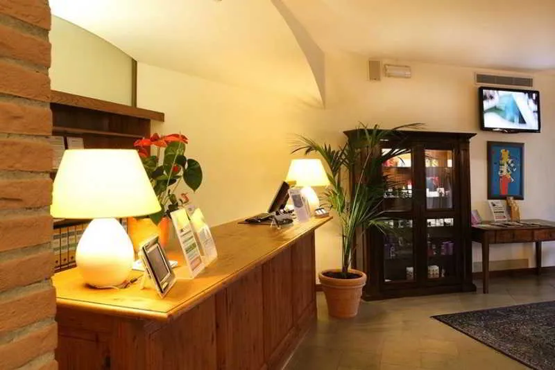 Lobby, Villa San Paolo, Florence