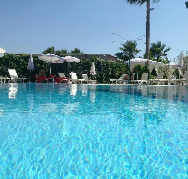Pool, Ceren, Dalaman