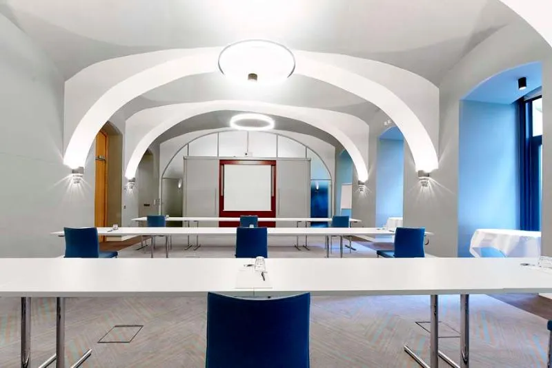 Conferences, Das Triest, Vienna