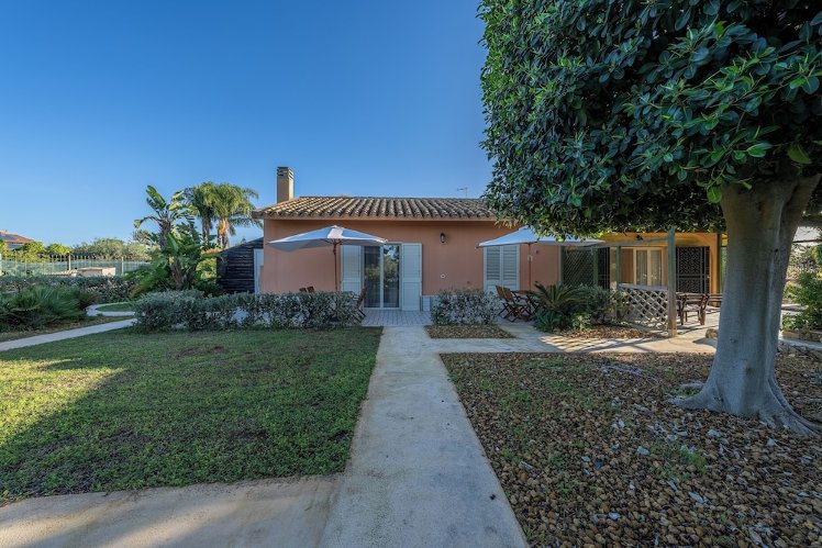 B&B Villa Carlotta Resort, Catania