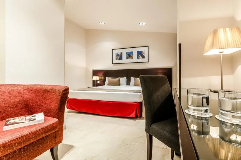 Room, Exe Suites 33, Madrid